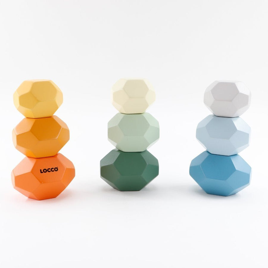 Güvenli ve pürüzsüz yüzeylerle tasarlanmış Denge Taşları.