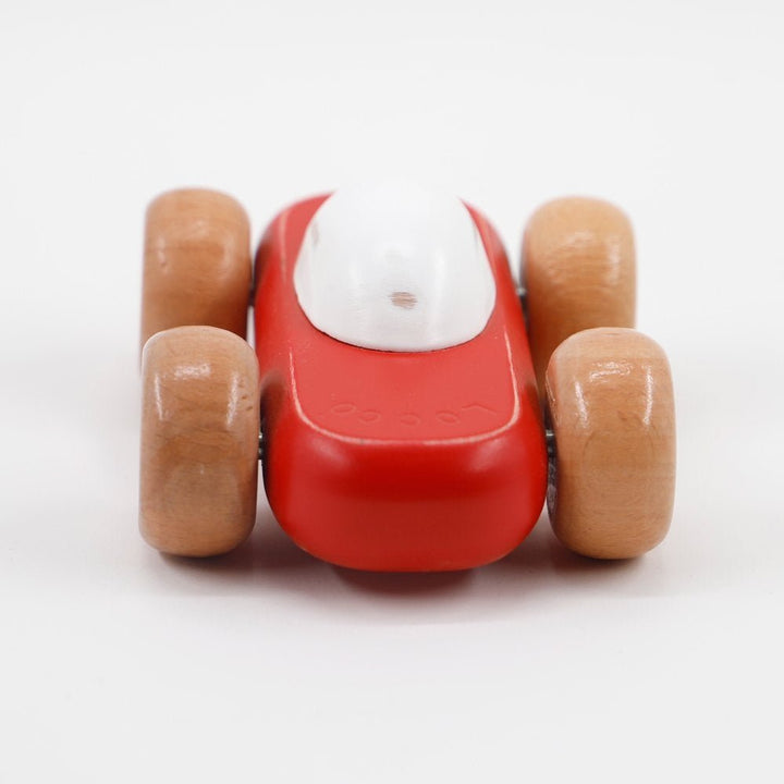 Çocuklar için özel olarak üretilmiş ahşap Formula seti.