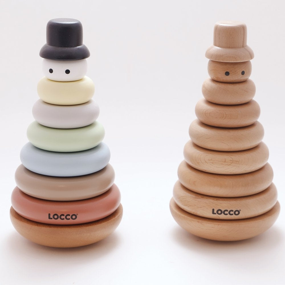 Geleneksel Hacıyatmaz ahşap oyuncak, çocukların eğlenceli anları için.