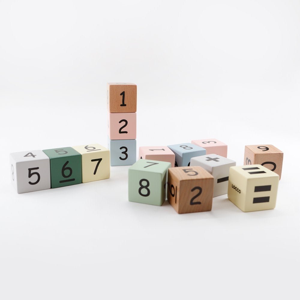 CE ve ISO belgeli, güvenli ahşap sayı küpleri.