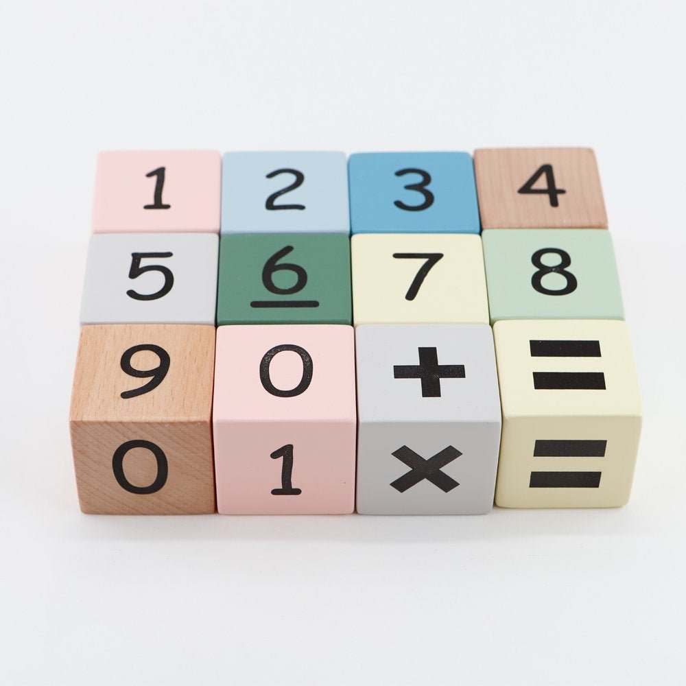 Üstün kaliteli kayın ağacından yapılmış dayanıklı sayı küpleri.